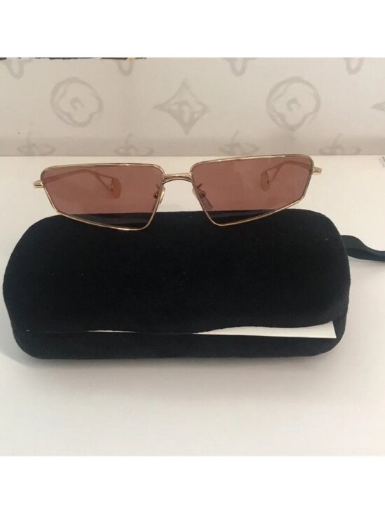 New Authentic Gucci GG0537S 002 Gold Cat-Eye Sunglasses Red Lenses main image 14